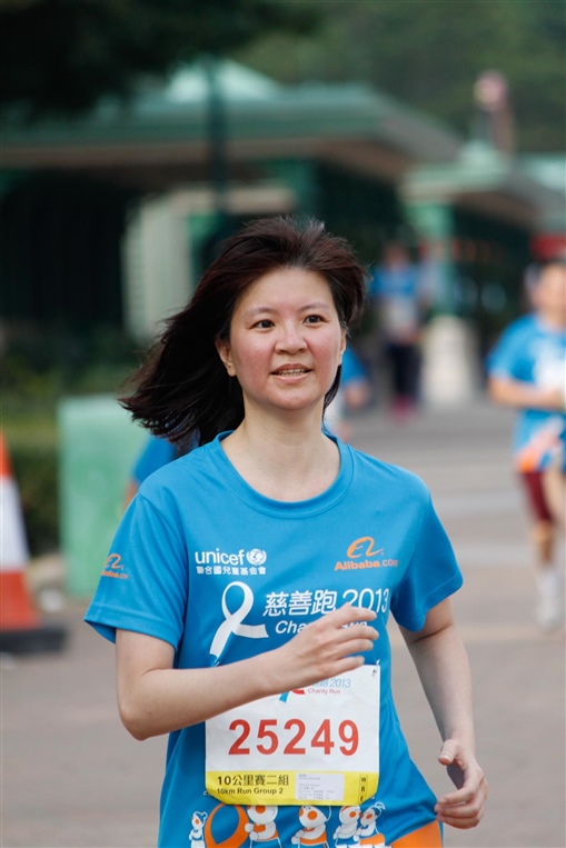 圖3:高級副總裁郭淑琴 Wendy 不止跑數出色，跑步亦相當落力！