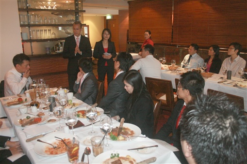 圖6:各精英會會員細心聆聽今年即將舉行的精彩活動